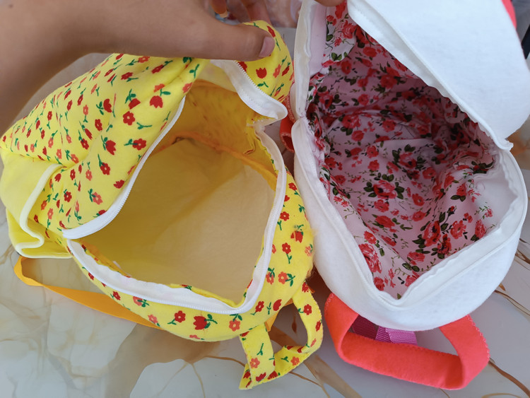 کوله پشتی مهد دخترانه نمدی