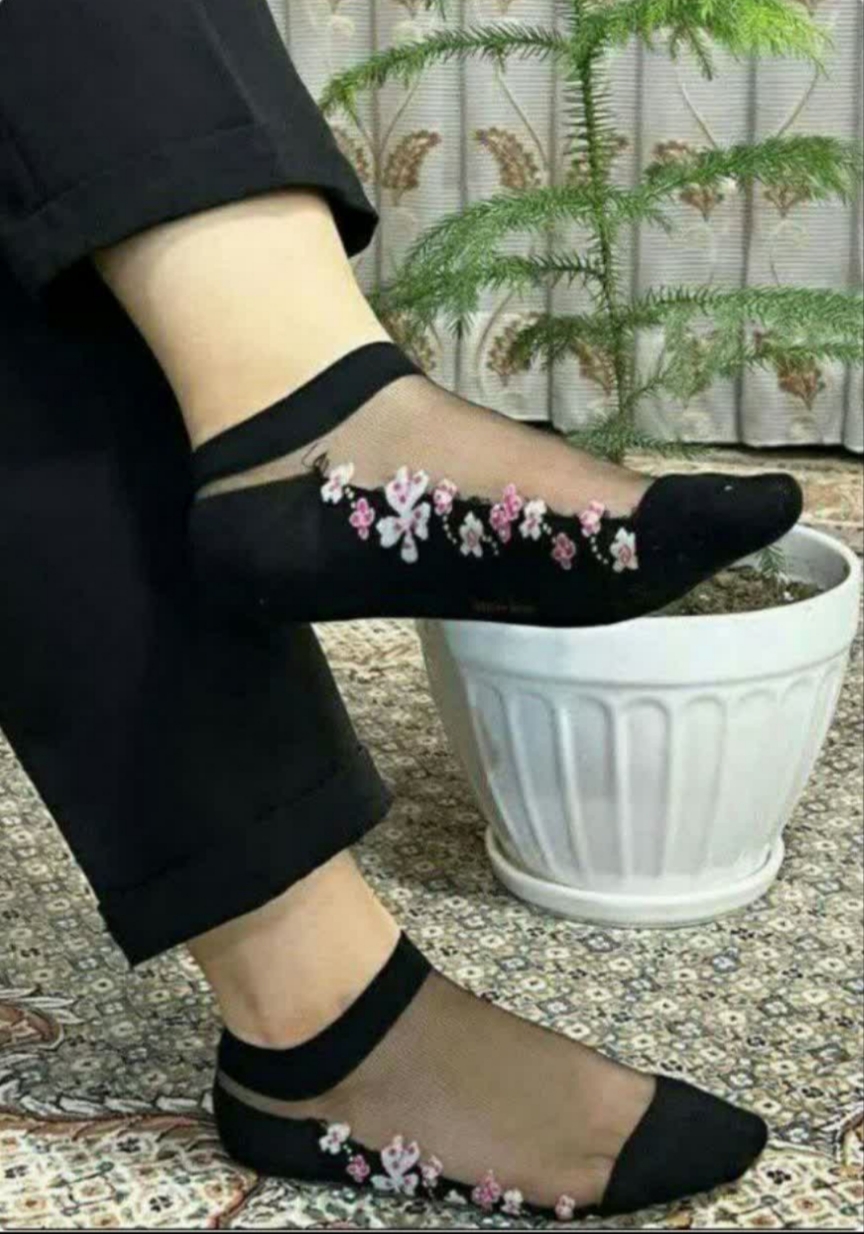 جوراب زنانه ساق کوتاه شیشه ای گلدار